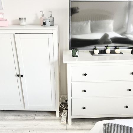 Apartament Next Westfield Mall London Bagian luar foto